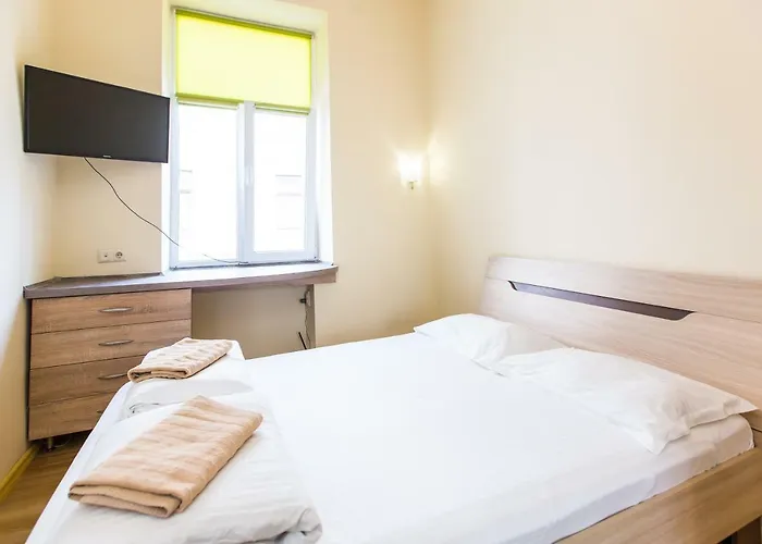 кониського 7 *